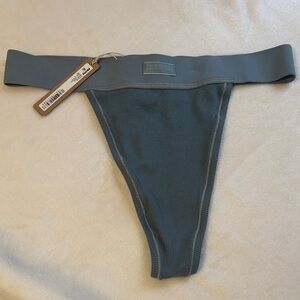 SKIMS💙 Kyanite Ribbed Thong